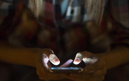 When digital spaces cause distress: social media, self-harm and the need for emotional safety nets