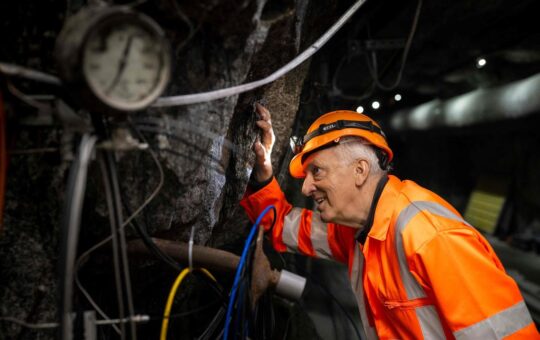 Scientists trigger 'controlled' earthquakes under Swiss Alps