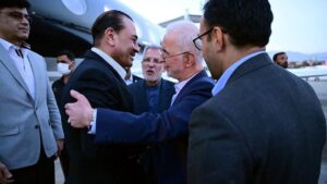Pakistan military chief Asim Munir arrives in Tehran in push to end Iran war
