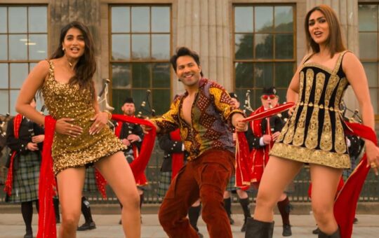 ‘Hai Jawani Toh Ishq Hona Hai’ trailer: Varun Dhawan gets sandwiched in love and chaos in David Dhawan directorial