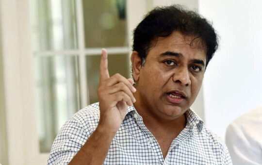 "Not a single promise fulfilled in 30 months": BRS' KT Rama Rao targets Rahul Gandhi