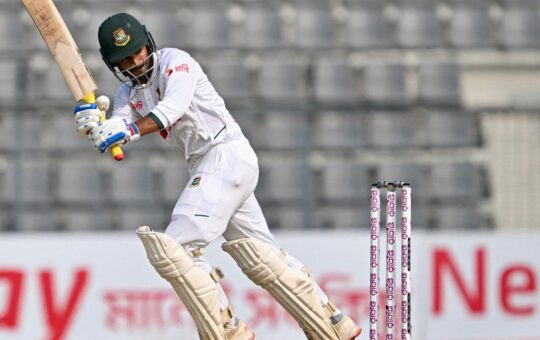 Bowlers, Joy put Bangladesh on top in second Pakistan Test