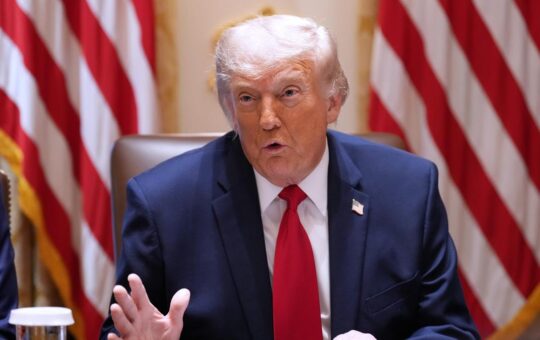 Trump to hold high-level White House talks to make 'final determination' on deal with Iran