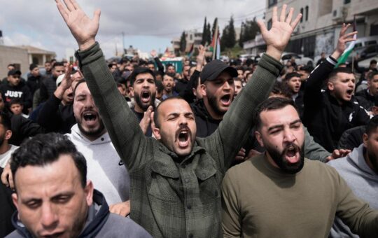 Israeli Army fire kills Palestinian teen in West Bank