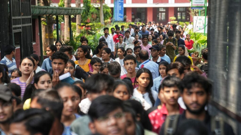 UPSC CSE Prelims Admit Cards 2026: How many days before exam does UPSC release hall tickets?