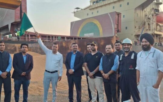 Nellore exports 53,318 tonnes of maize to Vietnam to boost farmers’ income